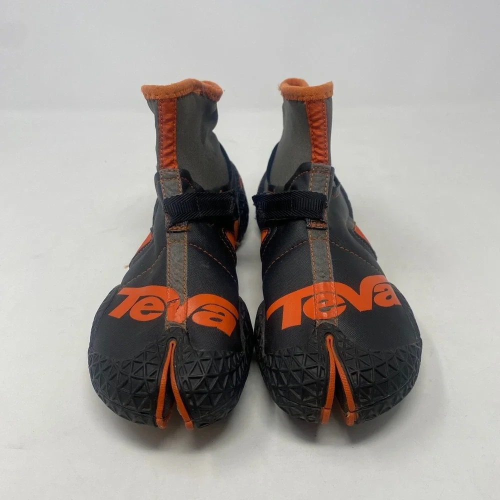 TEVA Hybrid‎ Split Toe Gray Orange Slip On Outdoor Water Shoes Youth Size 4